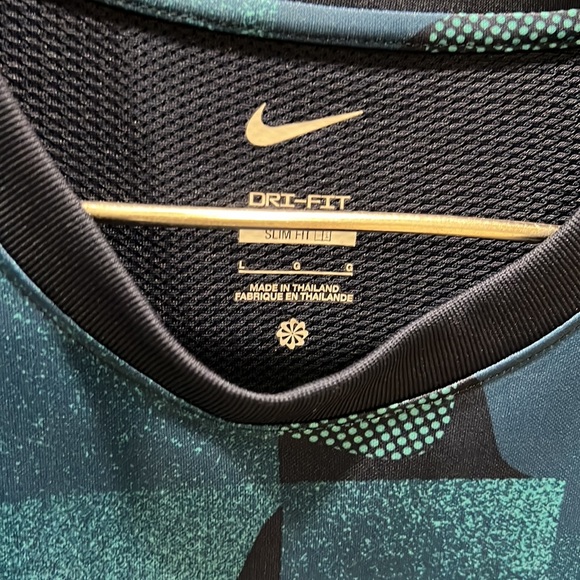 Nike Training Jersey - Picture 2 of 6